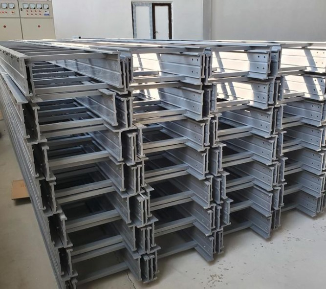 梯架式电缆桥架