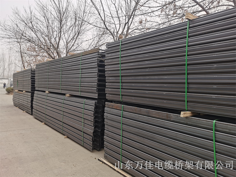 大跨距电缆桥架