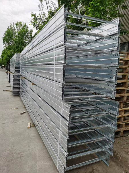 热浸锌电缆桥架