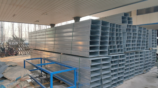 大跨距电缆桥架